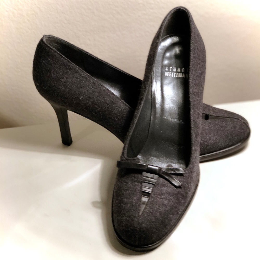 Stuart Weitzman Gray/Black Wool Pumps Leather Bow